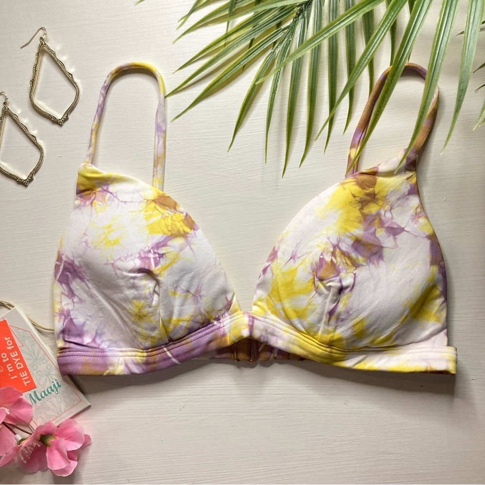 Maaji • Tie Dye Fixed Tri Bikini Top 👙🏝️